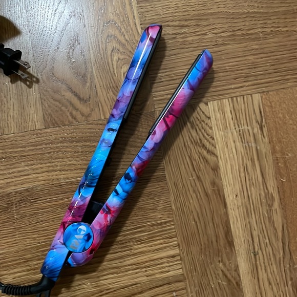 Eva floral hair straightener - Picture 2 of 6